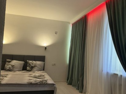 Сдам посуточно,почасово квартир в центри на проспекте Гагарина (Науки) Дніпро