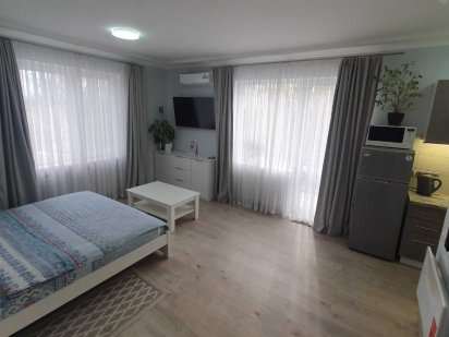 (3) Посуточно. Киев. Голосеево. Проспект Науки,50 Парковка бесплатно! Київ