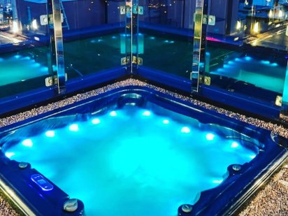 Подобово Апартаменти в будинку Преміум класу Obolon Residences. Киев