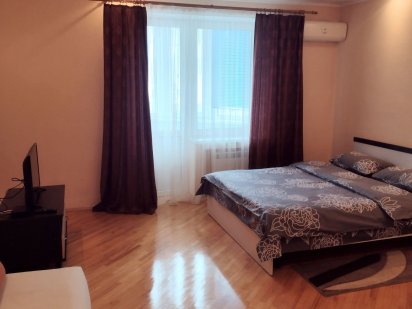 Гарний ремонт, метро Лівобережна новий будинок МВЦ Киев