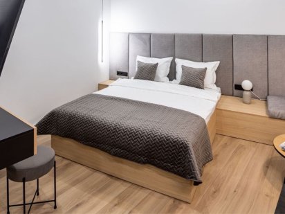 Стильні апартаменти в центрі Львова. Вул Чайковського 17 Львов