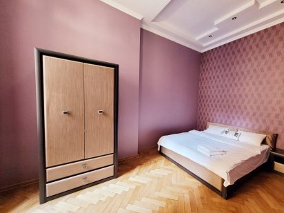 Подобова оренда 2кім.кв. в центрі, пр. Шевченка, поруч пл. Ринок. Львів