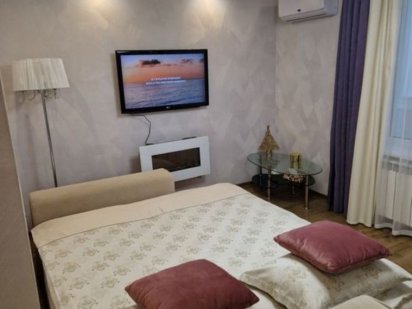 Сдам квартиру посуточно  (вул. Толоко 25)