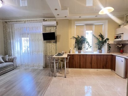 Сдам квартиру Люкс посуточно центр Кропивницкий