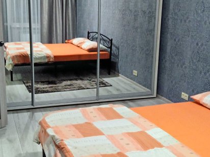 Сдаётся 1 к. квартира посуточно, почасово Хортицкий район  (Бабурка)