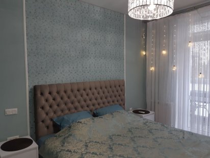 СВОЯ Люкс теплая посуточно Рабочая, рядом Вокзал Центр Титова Дніпро