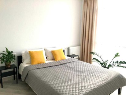 Посуточно, почасово квартира м. Теремки, м. Ипподром Киев