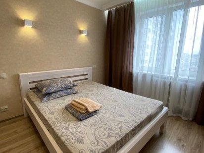 Посуточно Троещина, ул. Закревского, 95 Киев