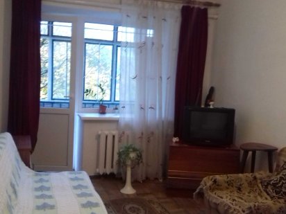 подобово  1-км кв  реальна  власник   вул зелена бл центр Львів