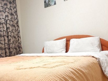 Посуточно 1к квартира Дарницкий р-н , Рембаза, ул.Бориспольская Киев