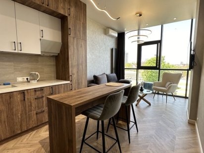 Сдам квартиру посутосно 250м от моря 10 ст. фонтана Platinum apartment Одеса