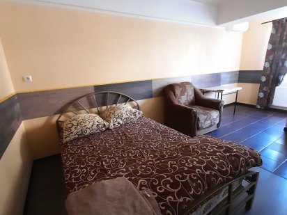 Центр! Однокімнатна квартира-студія  570 грн., погодинно 300 грн. Миколаїв