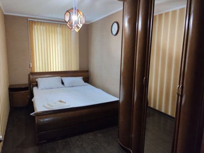 Трикімнатна в центрі (містечко "Казка") ЧЕСНА ЦІНА!! 5-6 гостів Миколаїв