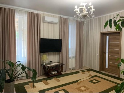 Комерційні та жилі приміщення(2в1) в центральній частині міста Городище