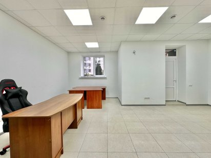 Комерційне приміщення з ремонтом в  Бучанському регіоні. Без комісії Гостомель