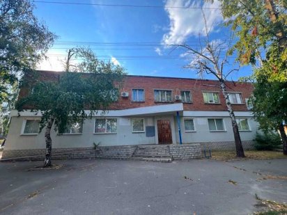 Продаж під клініку, школу, дитсад, офіс в центрі Зміїва від власника Зміїв