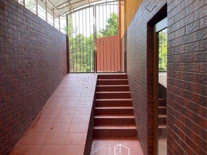 Вигідне комерційне приміщення на Руських фільварках! Кам'янець-Подільський