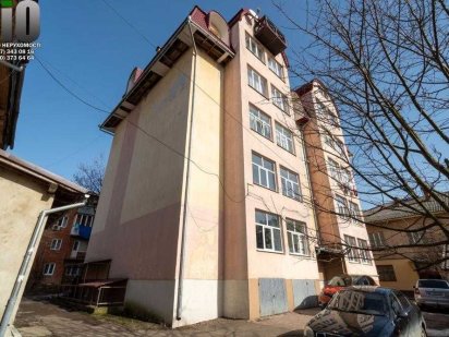 Комерція на вул. Бандери Коломыя