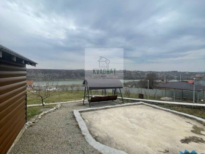 Продам новий комплекс відпочинку з виходом до річки Кам'янець-Подільський