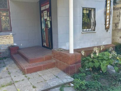 Продам нежитлове приміщення Лубни