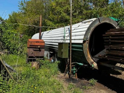 Приміщення пілорами з обладнанням 50 сот.землі. Хмельницький