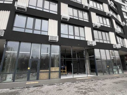 Найкраща локація по фасаду. Приміщення при вʼїзді в ЖК Хмельницкий