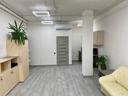 Приміщення з якісним ремонтом. Офісний центр Freedom. Хмельницький