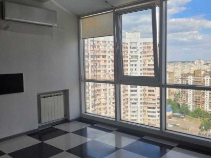 Продаж офісу в новому Бізнес Центрі,  28 кв. Хмельницький