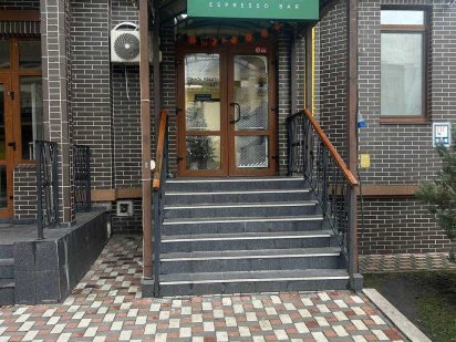 Комерційне приміщення з постійним орендарем! Район Синергії! Ірпінь