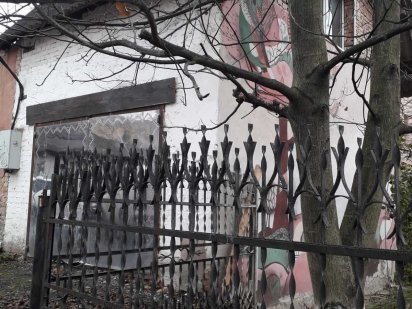 Нежитлове приміщення, площею 37.7 кв.м у м.Івано-Франківськ Івано-Франківськ