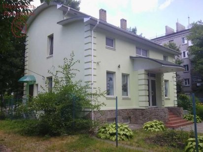 Продаж окремої будівлі червона лінія центр Кременчук