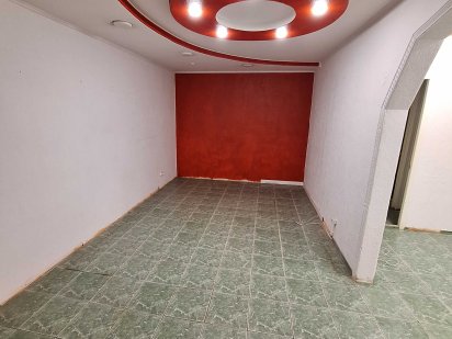 Приміщення (магазин) р-н Варуса м.Нікополь Нікополь