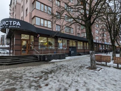 Продаж велике 270м² комерційне приміщення Пулюя 14 Івано-Франківськ