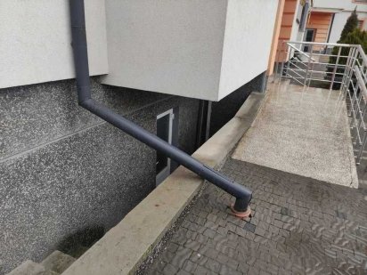 Продається велике комерційне приміщення біля Велесу Івано-Франківськ