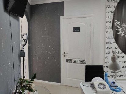 Продам комерційне приміщення!! Діючий бізнес! Студія краси!! Рівне