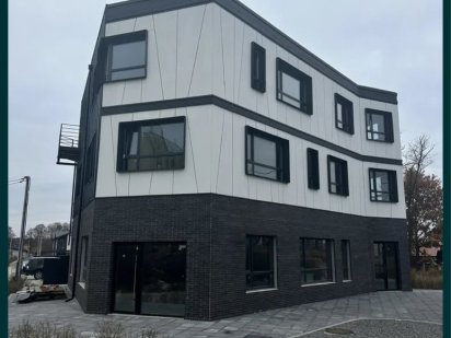 Нова окрема комерційна будівля, траса Стоянка-Ірпінь Ірпінь