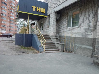 310 кв. м. окрема будівля в житловому масиві на вул. ЗСУ, 65 Б Суми