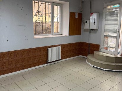 Не житлове приміщення цокольного поверху загальною площею 44 кв.м. Полтава