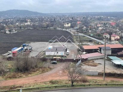 Продаж бази з приватизованою земельною ділянкою 3 га у ЦМ р-ні Кривий Ріг