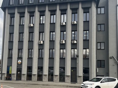 Продаж комерційного приміщення по вул. Коновальця Івано-Франківськ