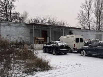 Приміщення з готовим бізнесом + офіс, склад, виробництво YV Чернігів