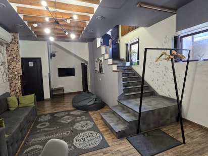 Продаж приміщення/бар кафе/під хостел/Униіверсітетська Черновцы