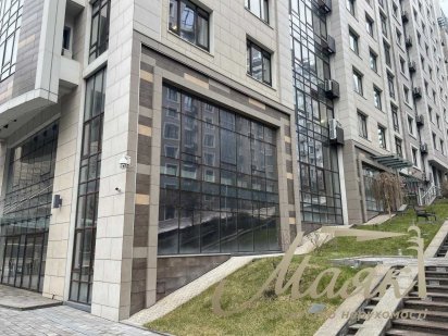 Продажа фасадного помещения в ЖК Бульвар Фонтанов, ул Саперное Поле 3 Київ