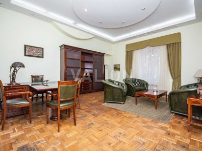 Продаж офісу вул. Трьохсвятительська 11,  Михайлівська площа. Без% Київ