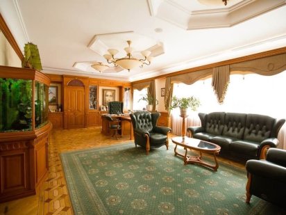 Престижный офис 1425м2. Со своим входом и проф.бомбоубежищем 409м2. Киев