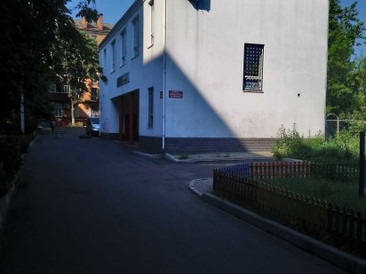 2х 'эт. физкультурно-оздоровительный комплекс с тренажерным обор. Чернігів