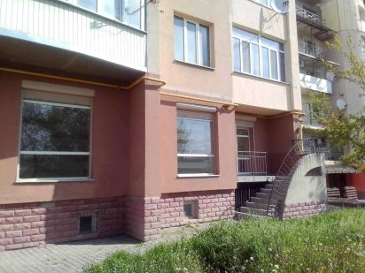 Фасадне приміщення з ремонтом, вул.Пасічна, 110 кв/м, 1 поверх Ивано-Франковск