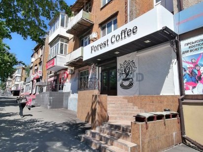 Продам приміщення під магазин, кафе, Малий ринок.