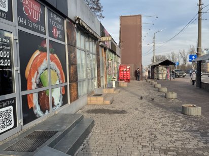 Здається приміщення по фасаду Теліги Київ