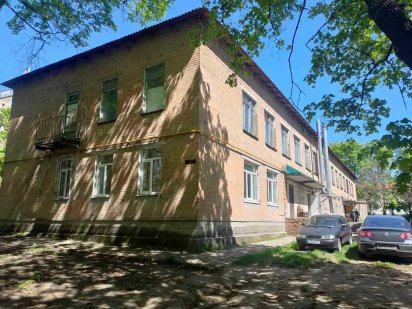 Двоповерхова будівля 1055 кв.м Кропивницький